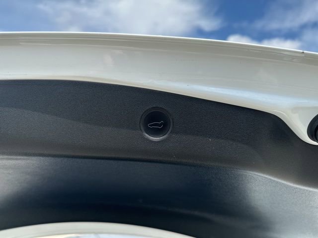 Used 2023 Tesla Model 3 Standard Range RWD image 11