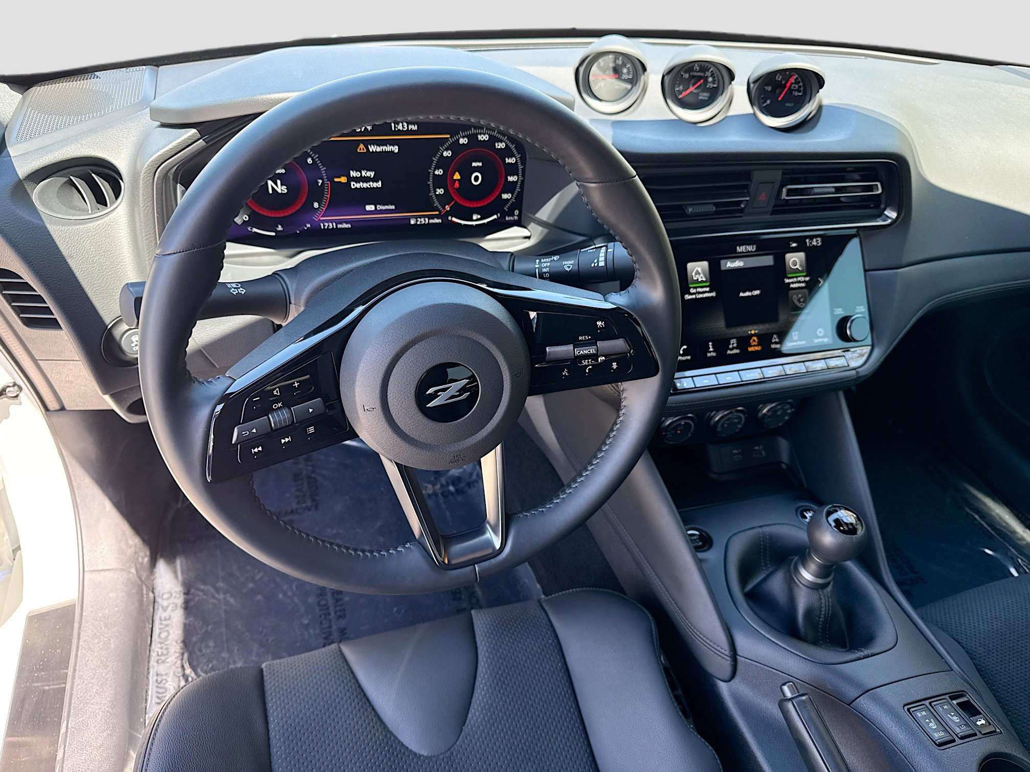 Used 2025 Nissan Z Performance w/ Floor Mat Package image 16