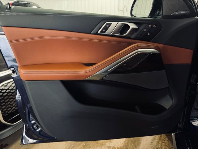 New 2026 BMW X6 xDrive40i image 14