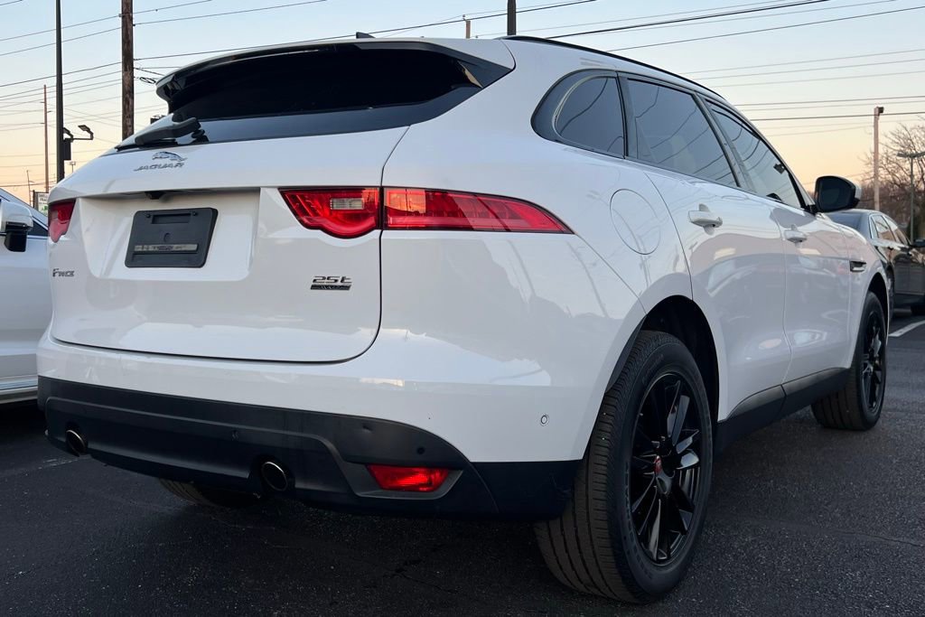 Used 2020 Jaguar F-PACE Prestige image 7