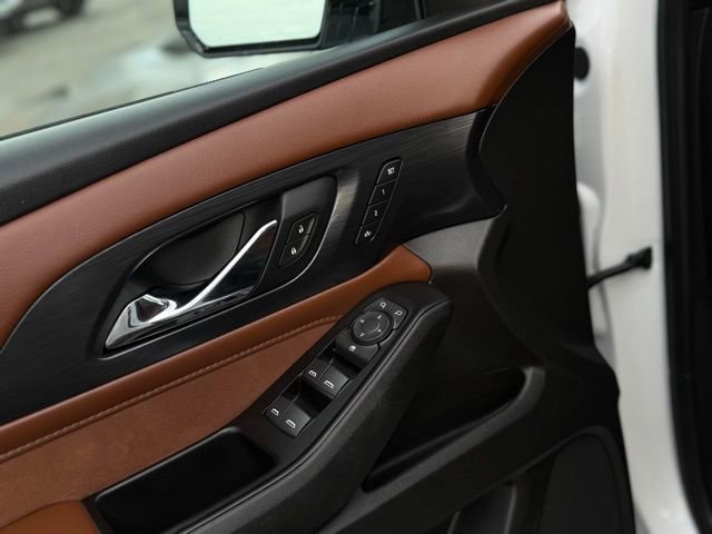 Used 2018 Chevrolet Traverse High Country image 16