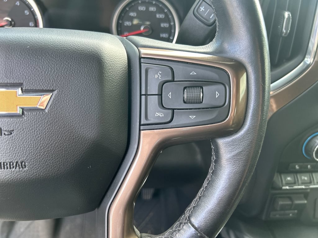 Used 2021 Chevrolet Silverado 1500 High Country w/ Technology Package AWD/4WD image 23