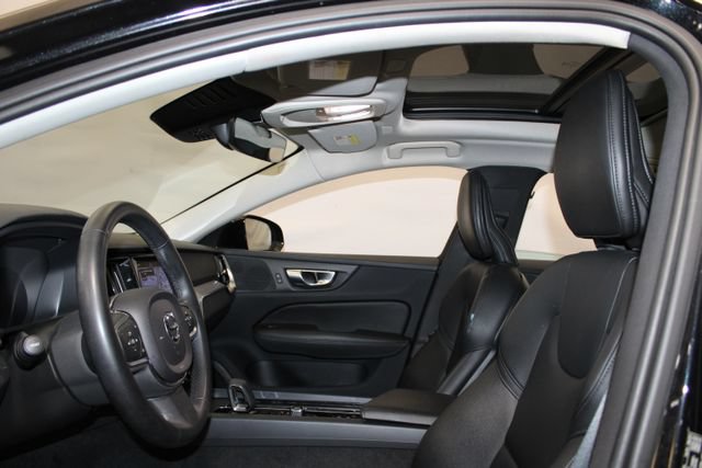 Used 2024 Volvo S60 B5 Core AWD/4WD image 9