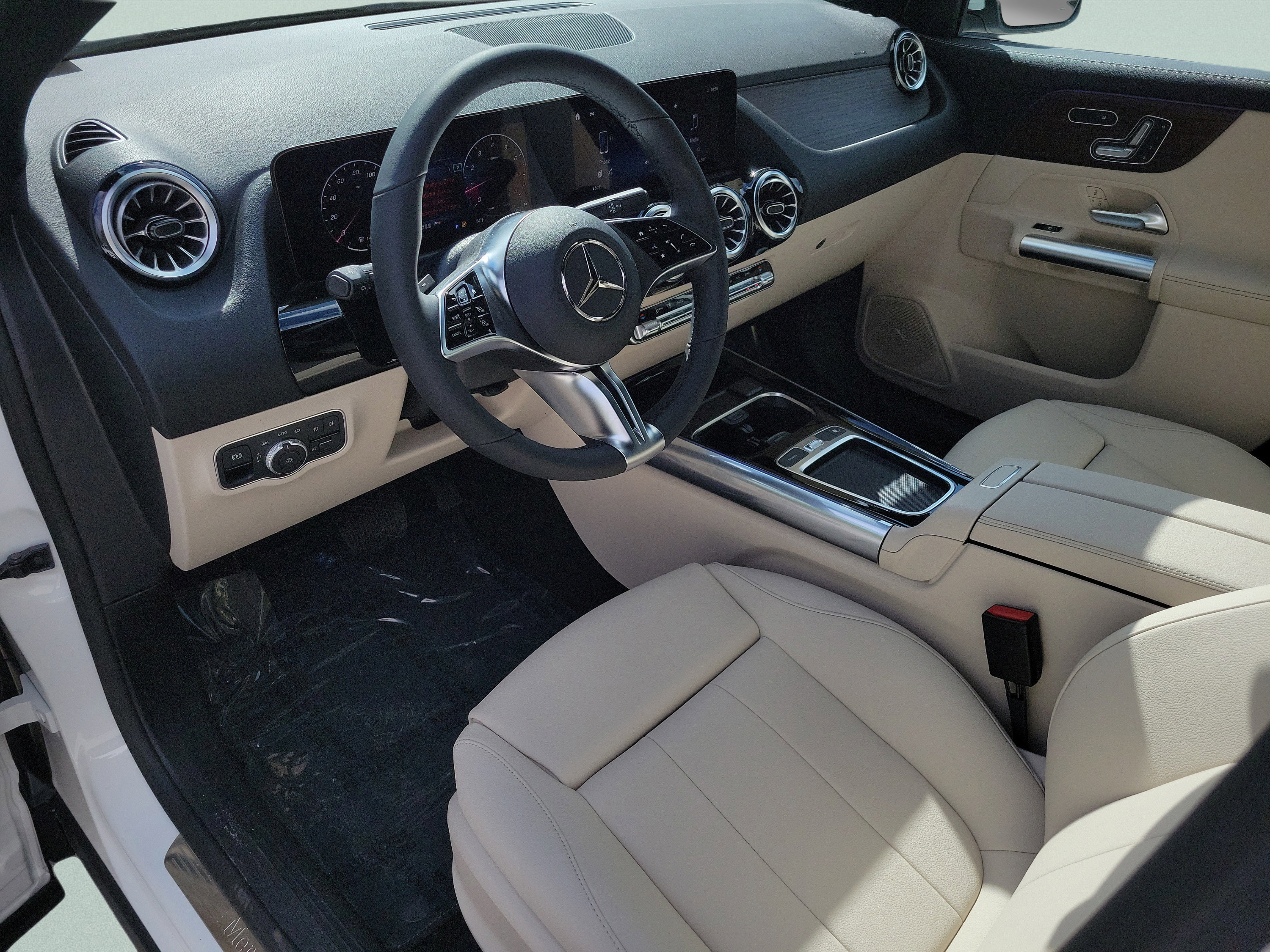 Used 2026 Mercedes-Benz GLA 250 image 17