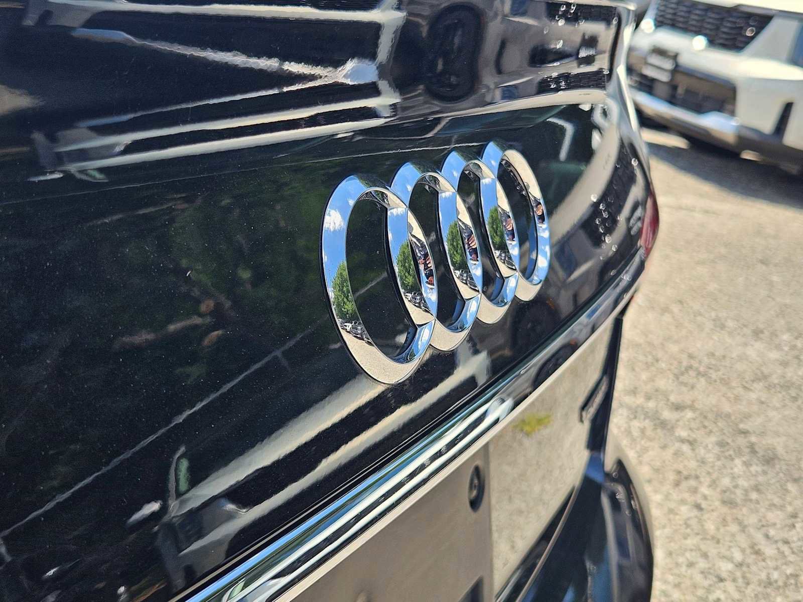 Used 2023 Audi A4 2.0T Premium w/ Convenience Package AWD/4WD image 12