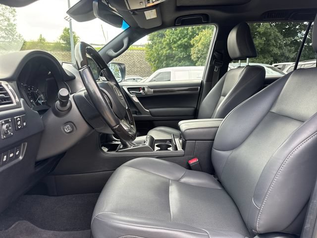 Used 2022 Lexus GX 460 Premium w/ Premium Package AWD/4WD image 14