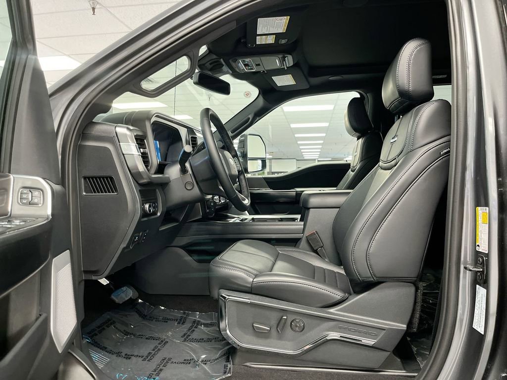 New 2026 Ford F350 4x4 Crew Cab Super Duty image 14