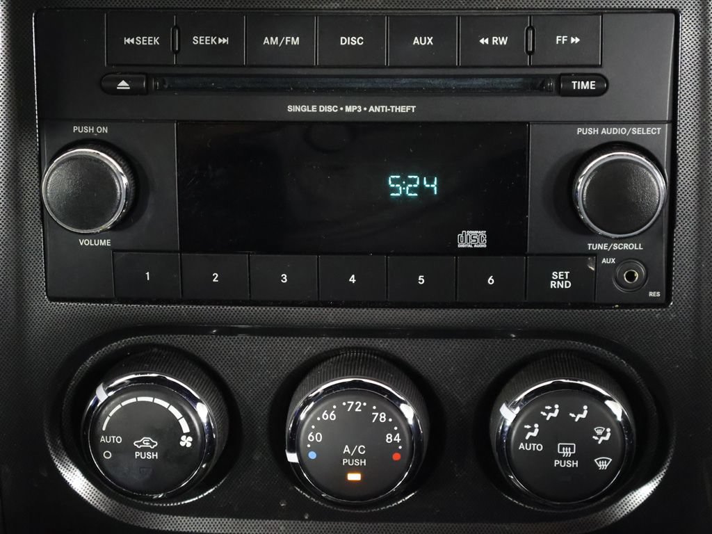 Used 2012 Dodge Challenger SXT RWD image 30