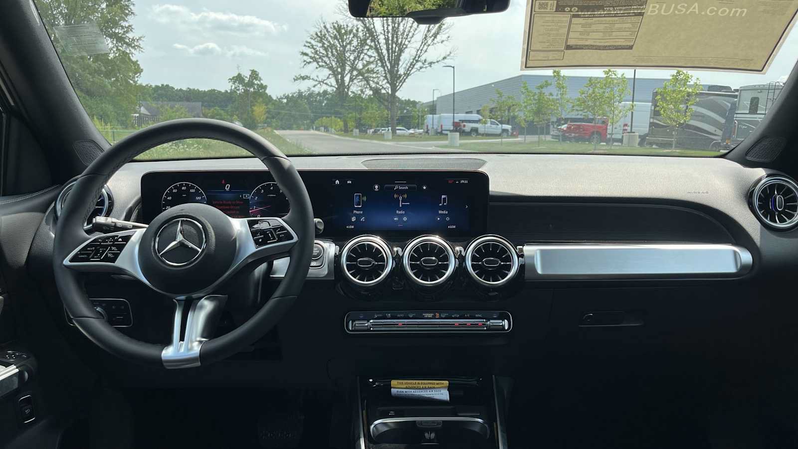 New 2026 Mercedes-Benz GLB 250 4MATIC image 29