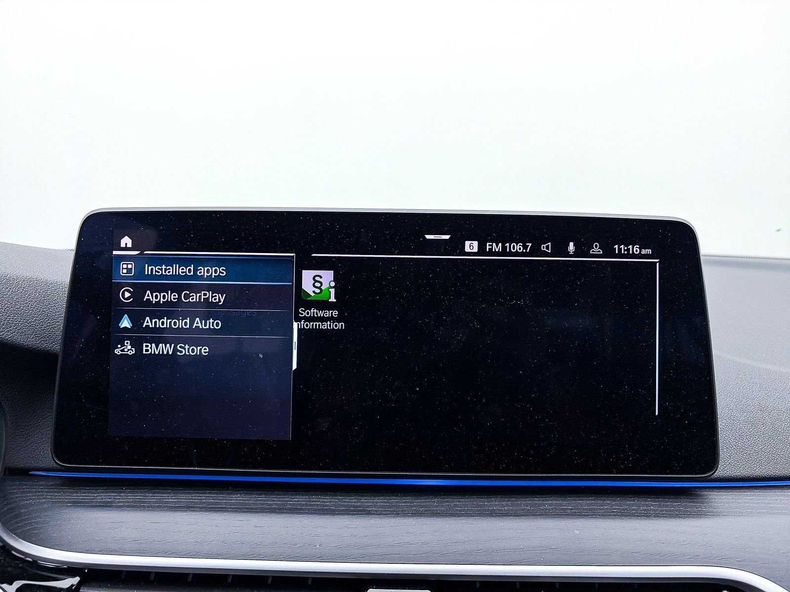 Used 2023 BMW 530e w/ M Sport Package image 21