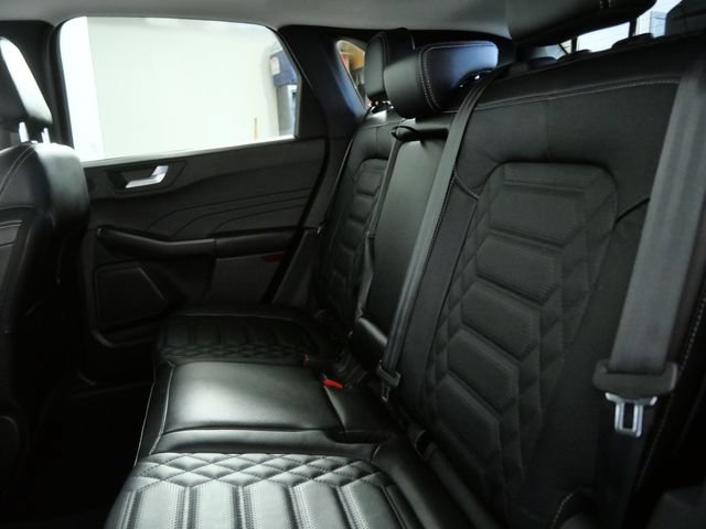 Certified 2023 Ford Escape Platinum w/ Premium Technology Package AWD/4WD image 15