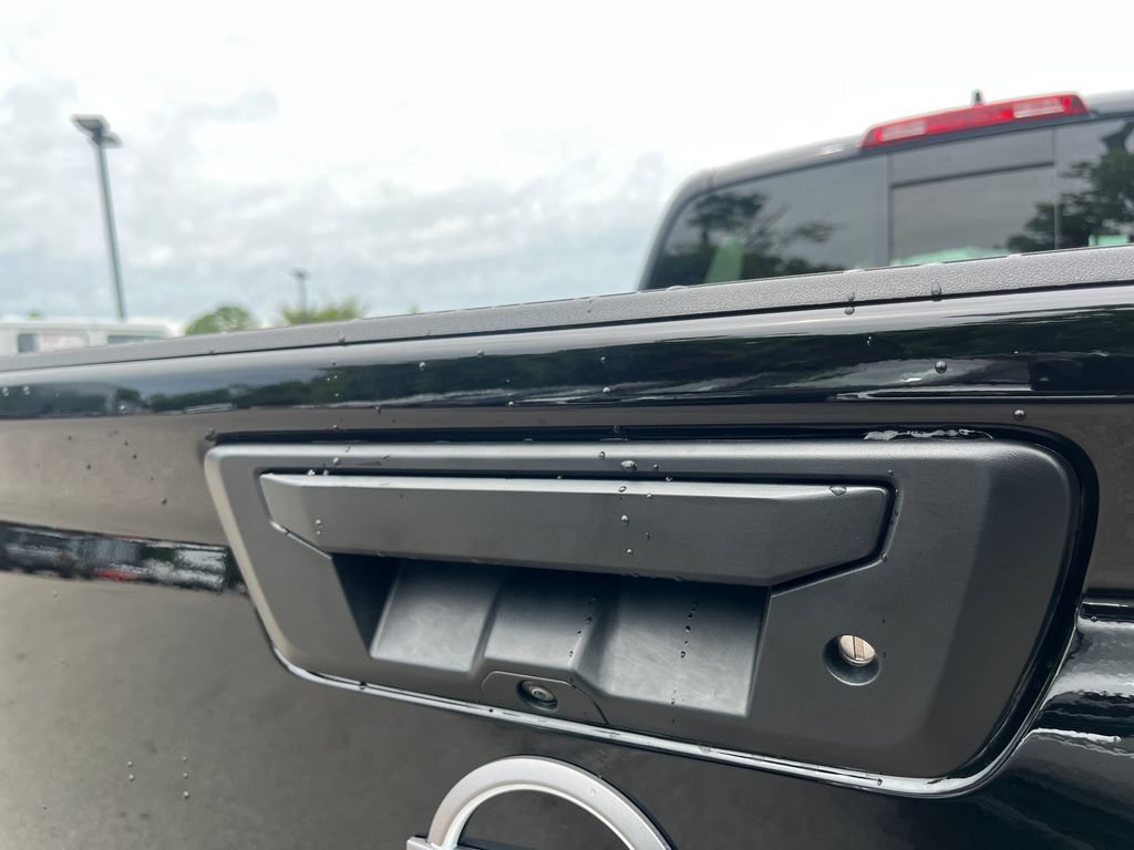 New 2026 Nissan Frontier S w/ Tow Package AWD/4WD image 41
