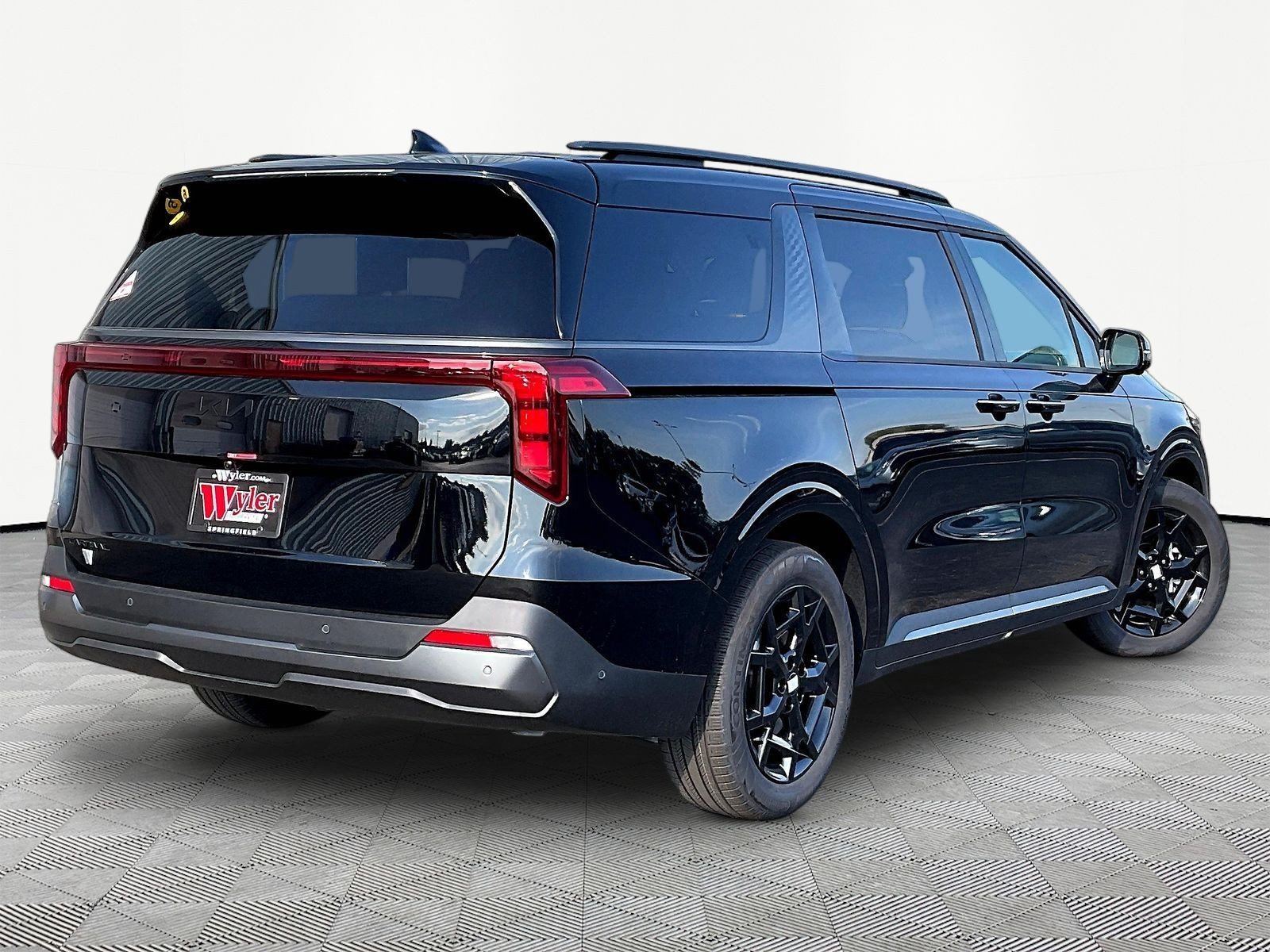 New 2027 Kia Carnival SX FWD image 7