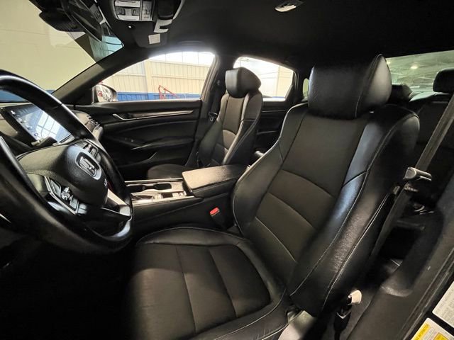 Used 2018 Honda Accord Sport image 21
