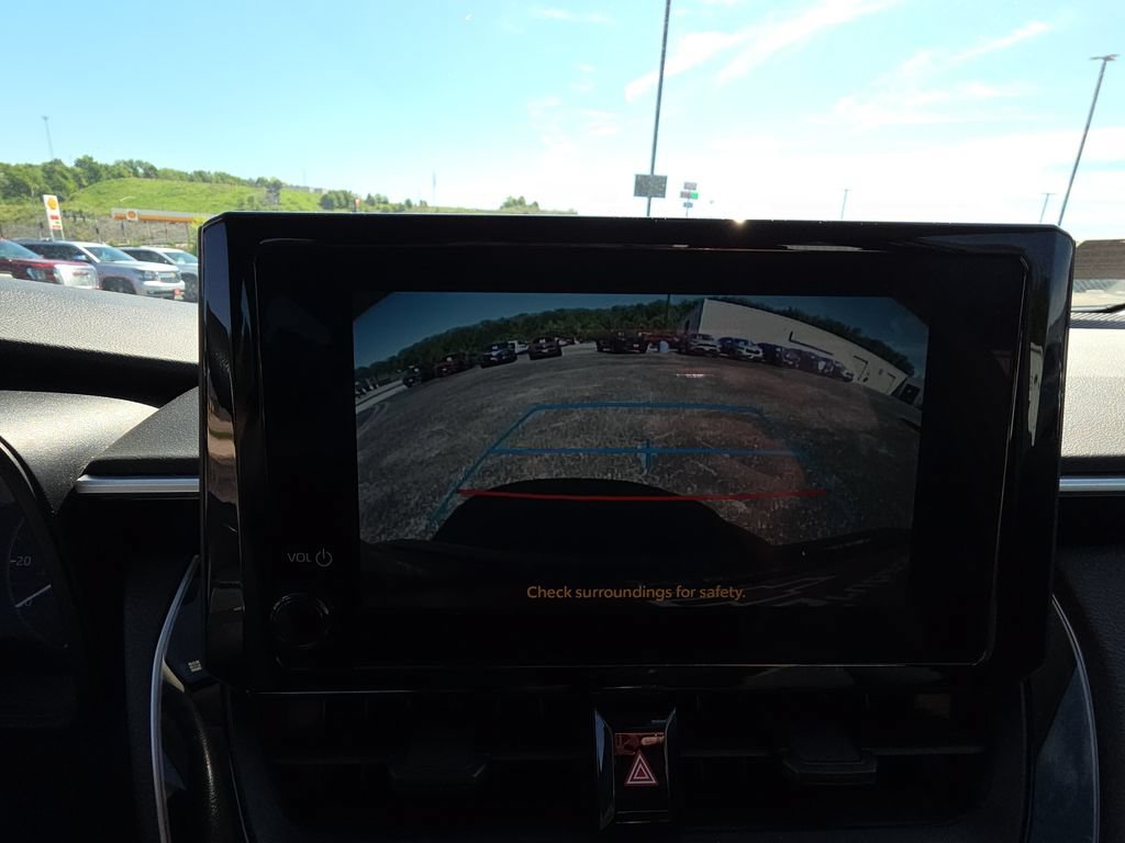 Used 2024 Toyota Corolla LE FWD image 22