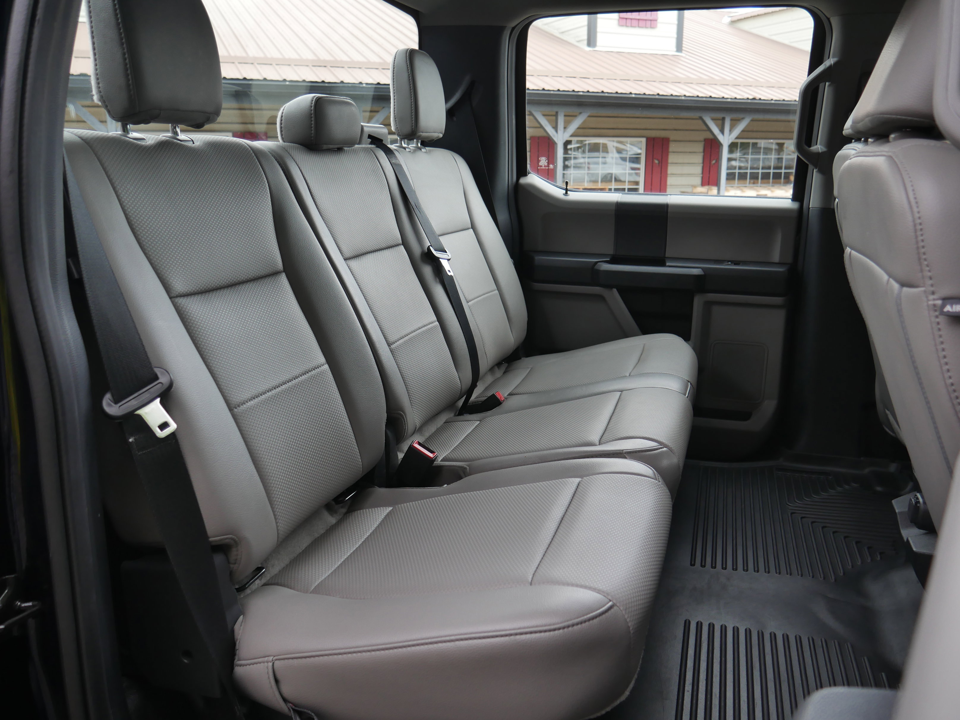 Certified 2022 Ford F250 XL w/ STX Appearance Package AWD/4WD image 28
