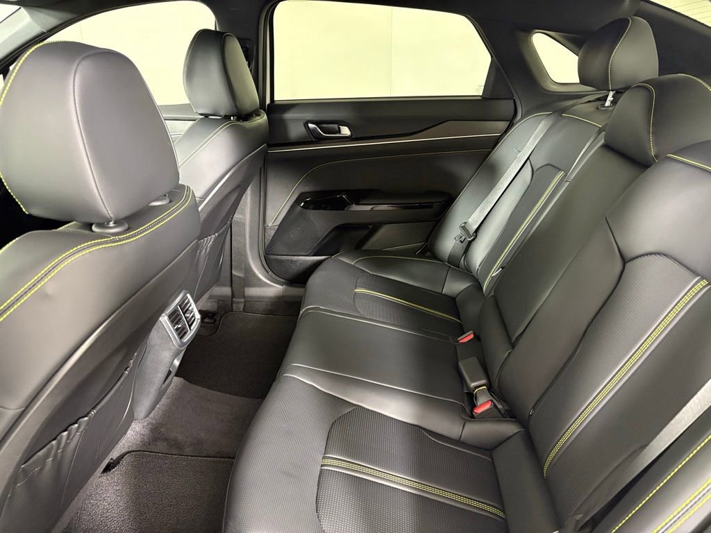 New 2026 Kia K5 GT image 38