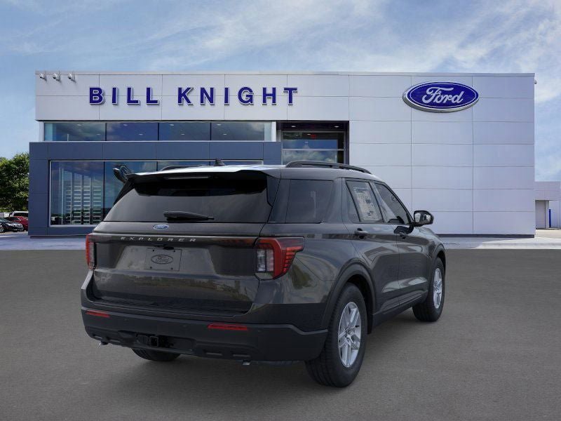 New 2026 Ford Explorer Active RWD image 8