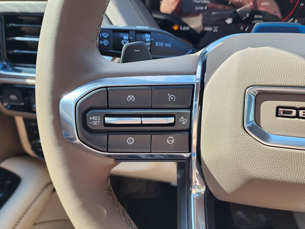 New 2026 GMC Yukon Denali w/ Denali Reserve Package AWD/4WD image 22
