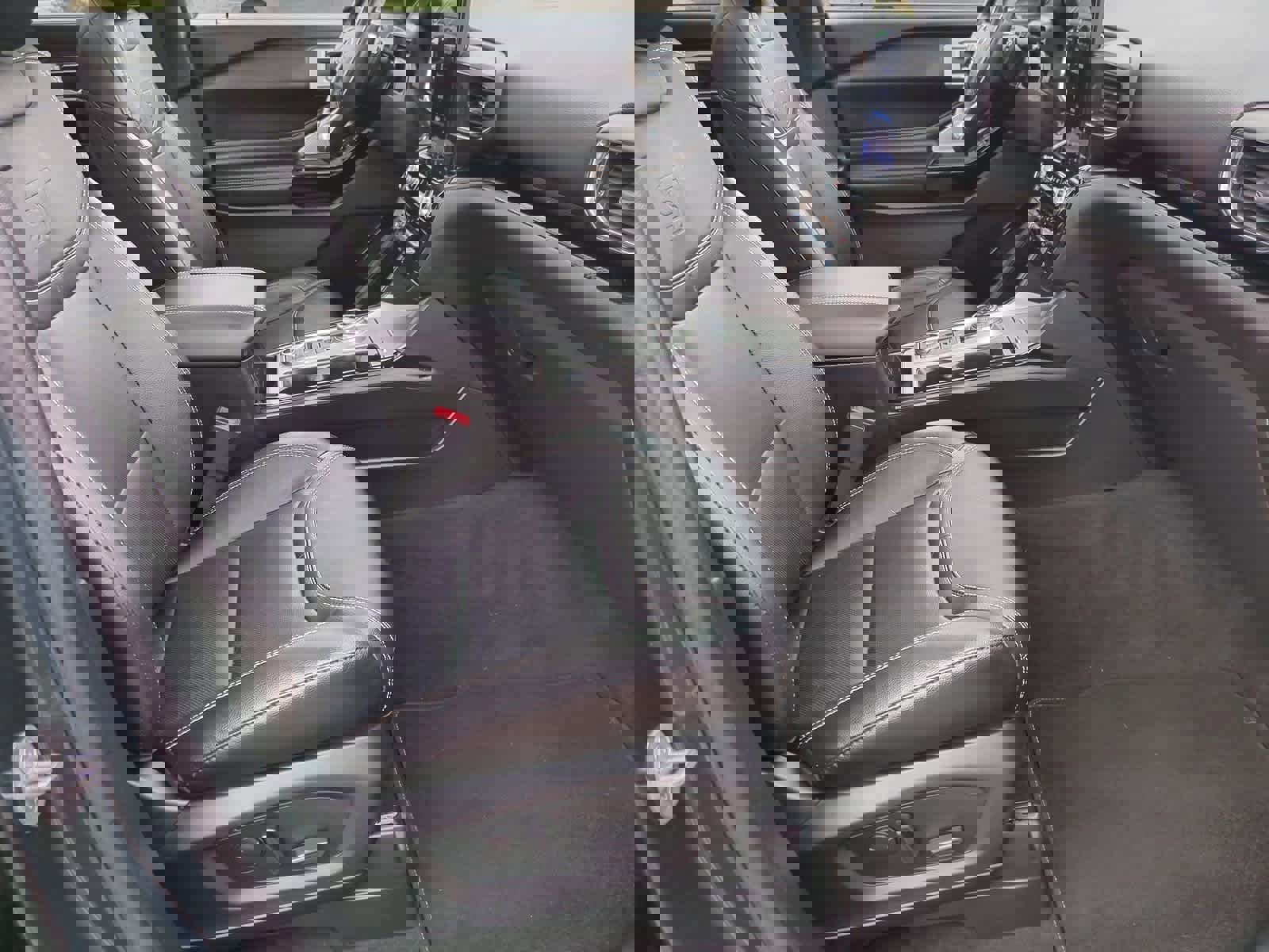 Used 2022 Ford Explorer ST w/ Equipment Group 401A image 25