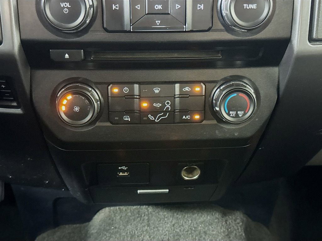 Used 2017 Ford F350 XLT w/ XLT Value Package AWD/4WD image 17