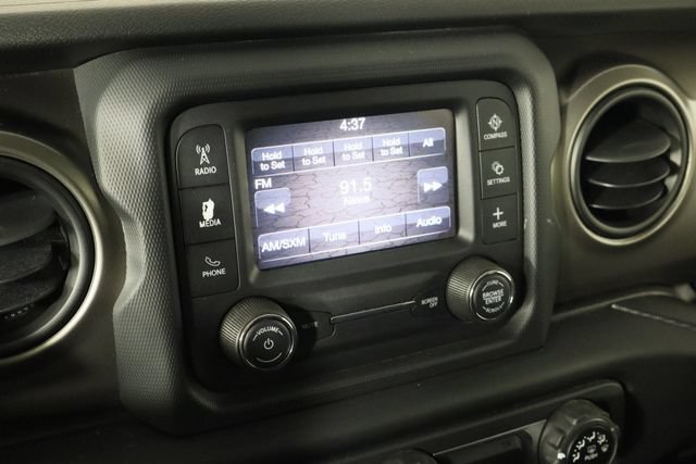 Used 2018 Jeep Wrangler Unlimited Sport S AWD/4WD image 24