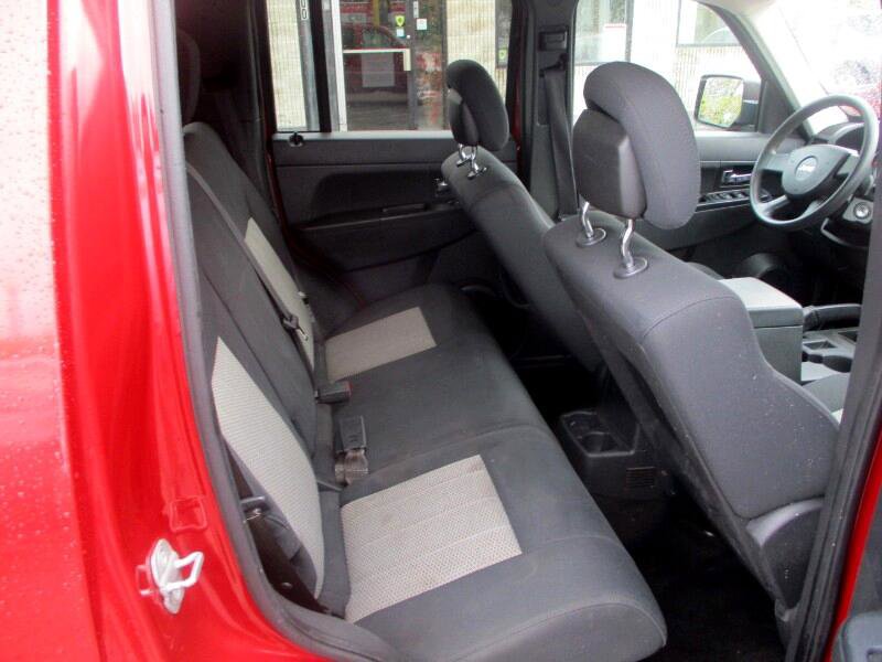 Used 2010 Jeep Liberty Sport w/ Popular Equipment Group image 8