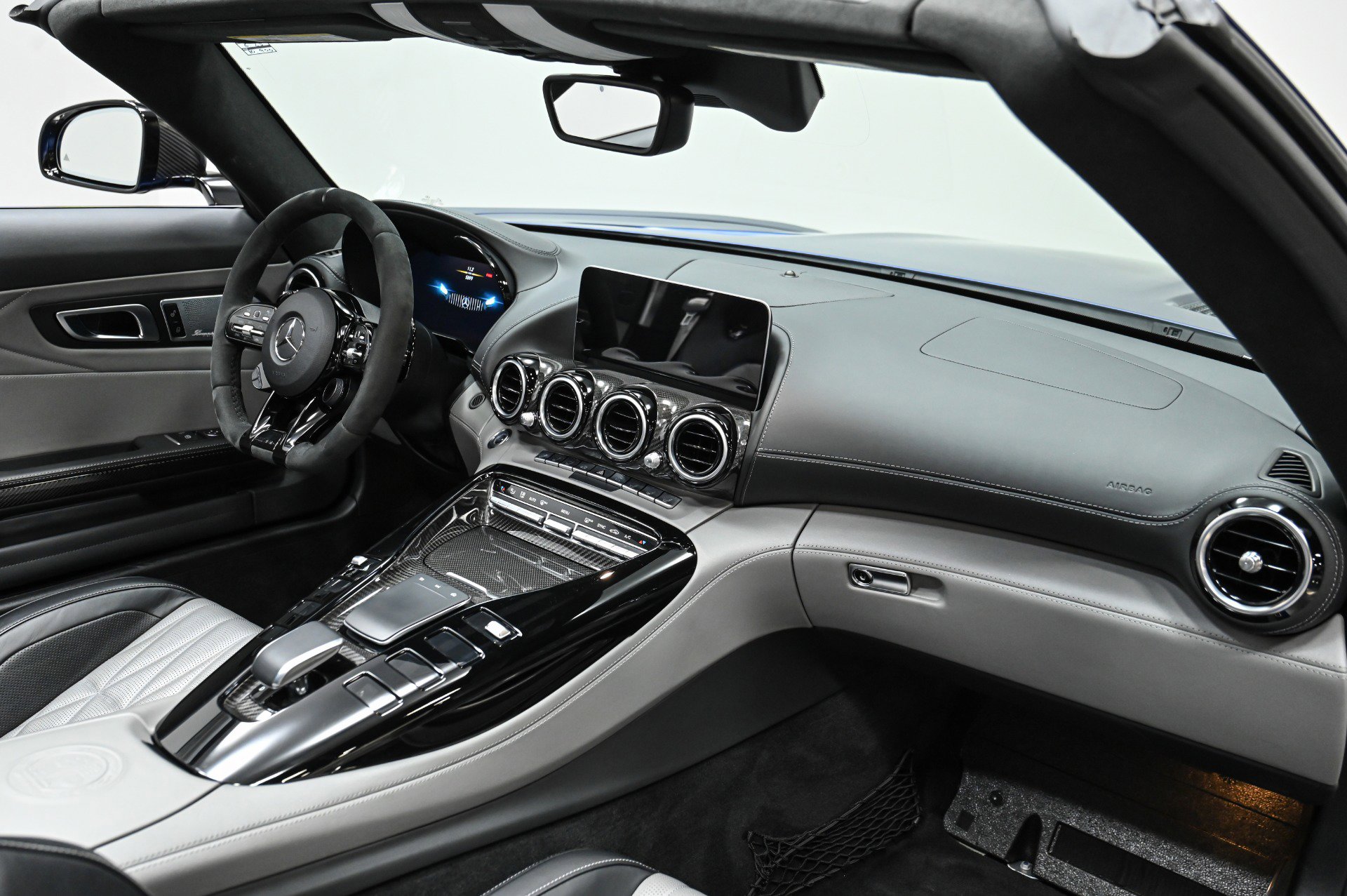 Used 2020 Mercedes-Benz AMG GT R image 38