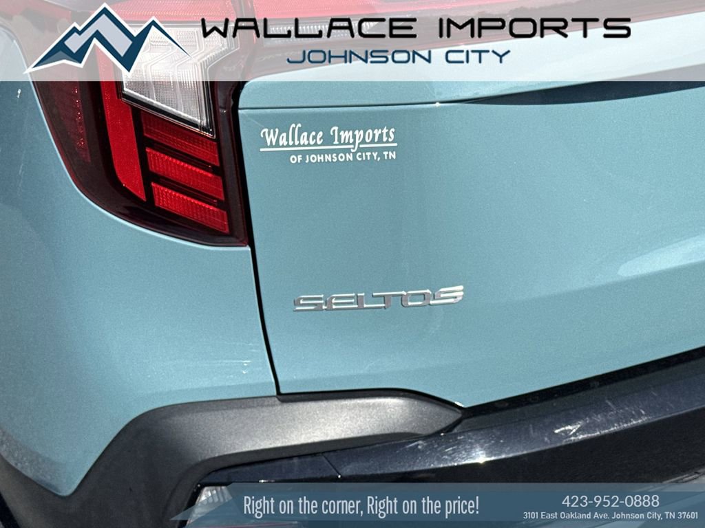 Used 2024 Kia Seltos SX w/ SX Sunroof Package AWD/4WD image 11