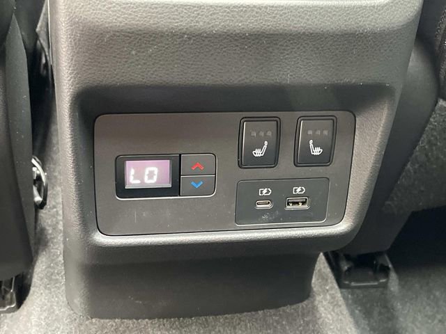 Used 2023 Nissan Rogue Platinum w/ Platinum Premium Package AWD/4WD image 17