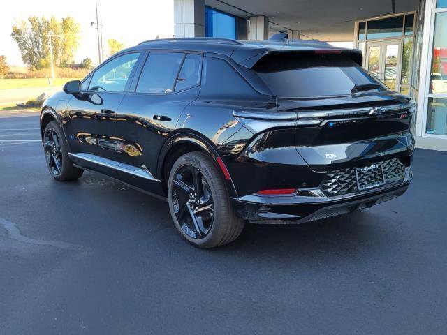 New 2025 Chevrolet Equinox EV RS image 4