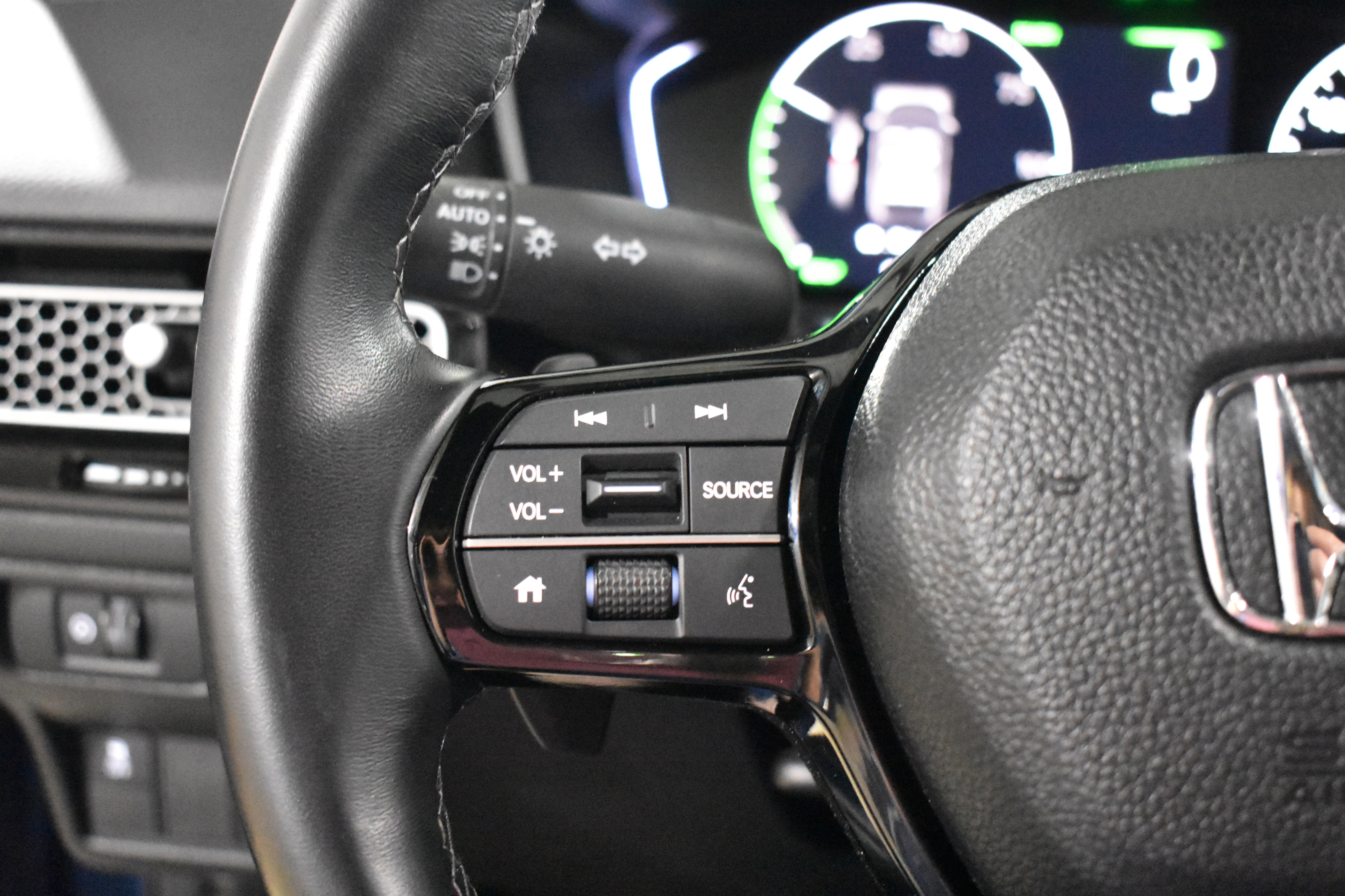 Used 2025 Honda Civic Sport image 15