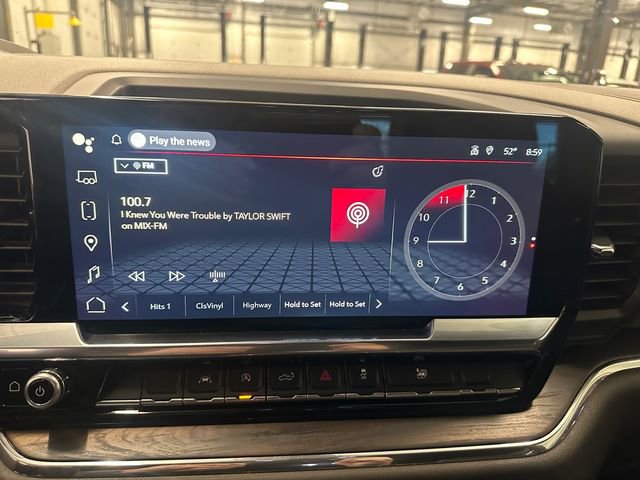 Used 2023 GMC Sierra 1500 SLT w/ SLT Convenience Package image 31