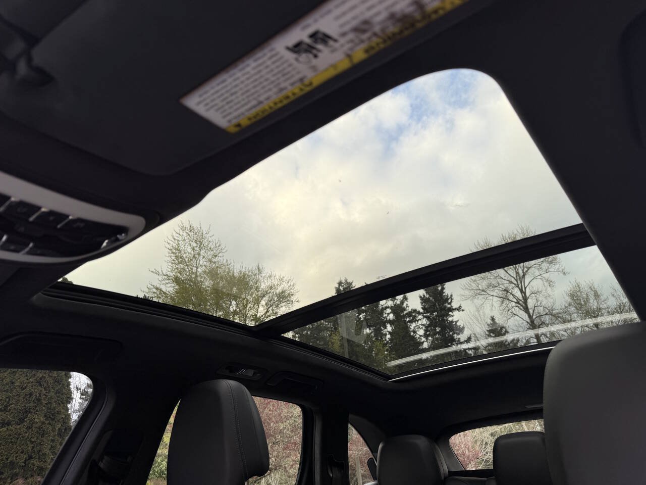 Used 2013 Porsche Cayenne Turbo AWD/4WD image 33