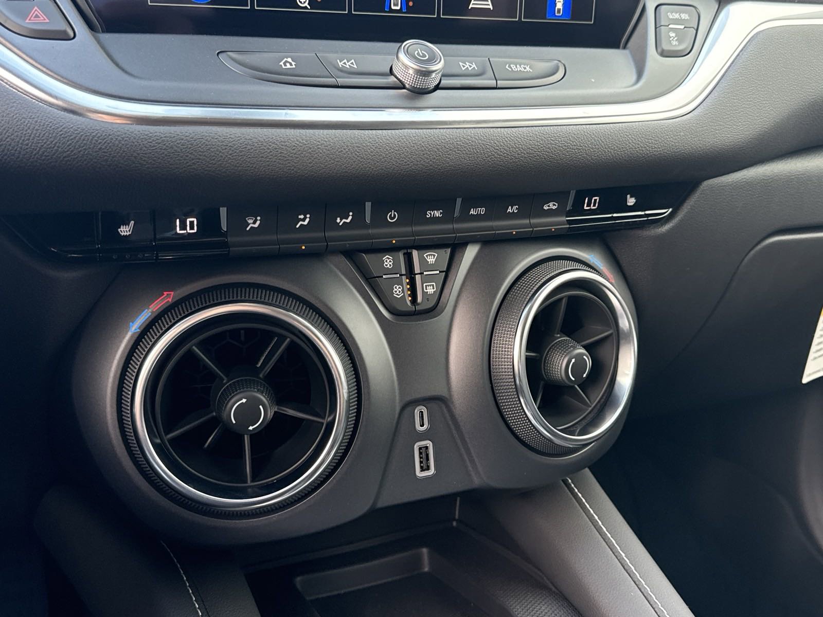 New 2025 Chevrolet Blazer LT w/ Sound & Technology Package image 22
