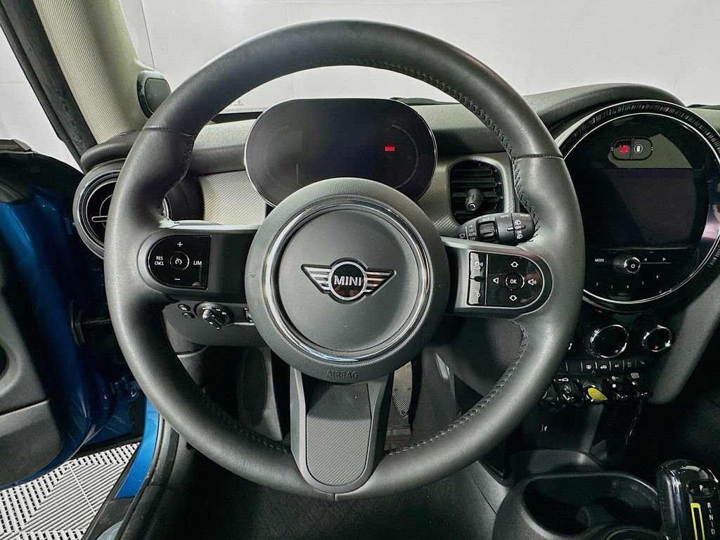 Certified 2024 MINI Cooper SE FWD image 11