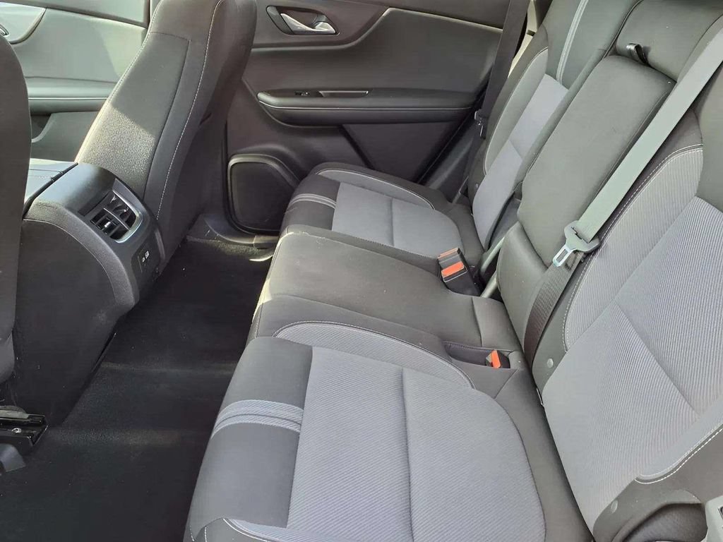 Used 2024 Chevrolet Blazer LT FWD image 10