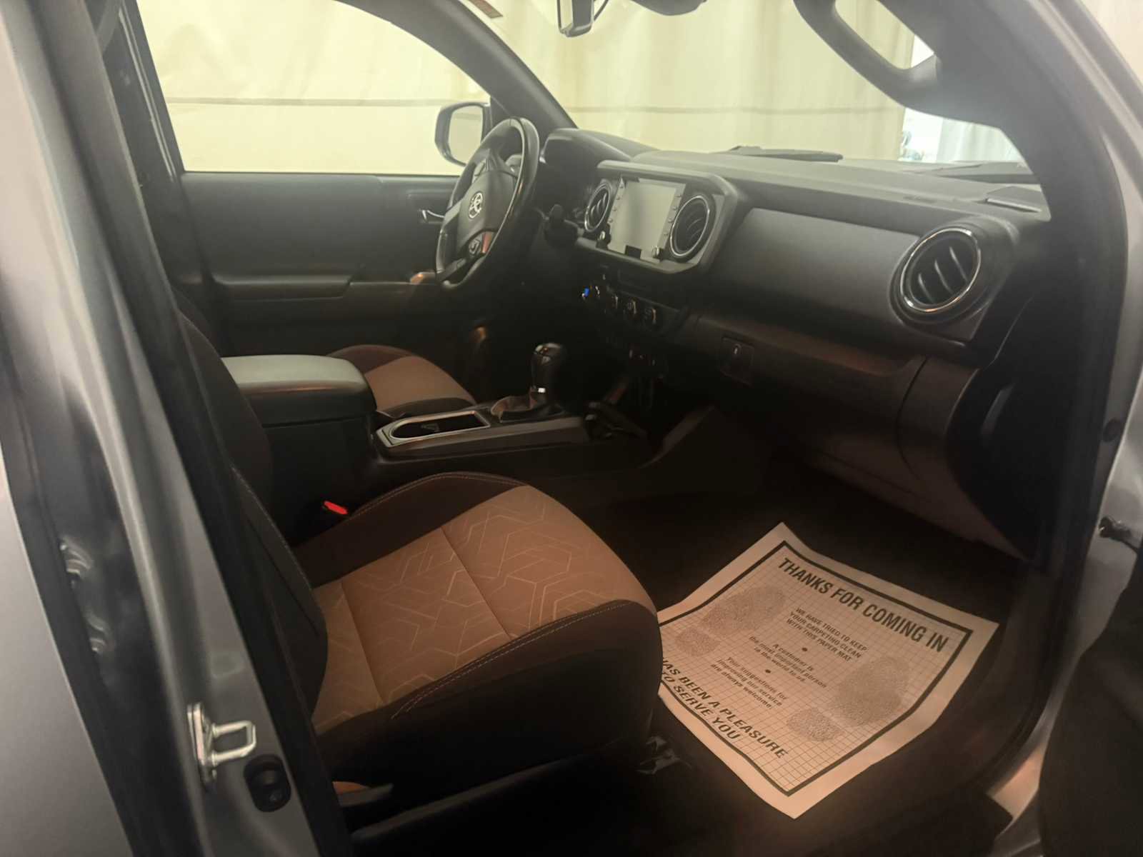 Used 2023 Toyota Tacoma TRD Sport image 27