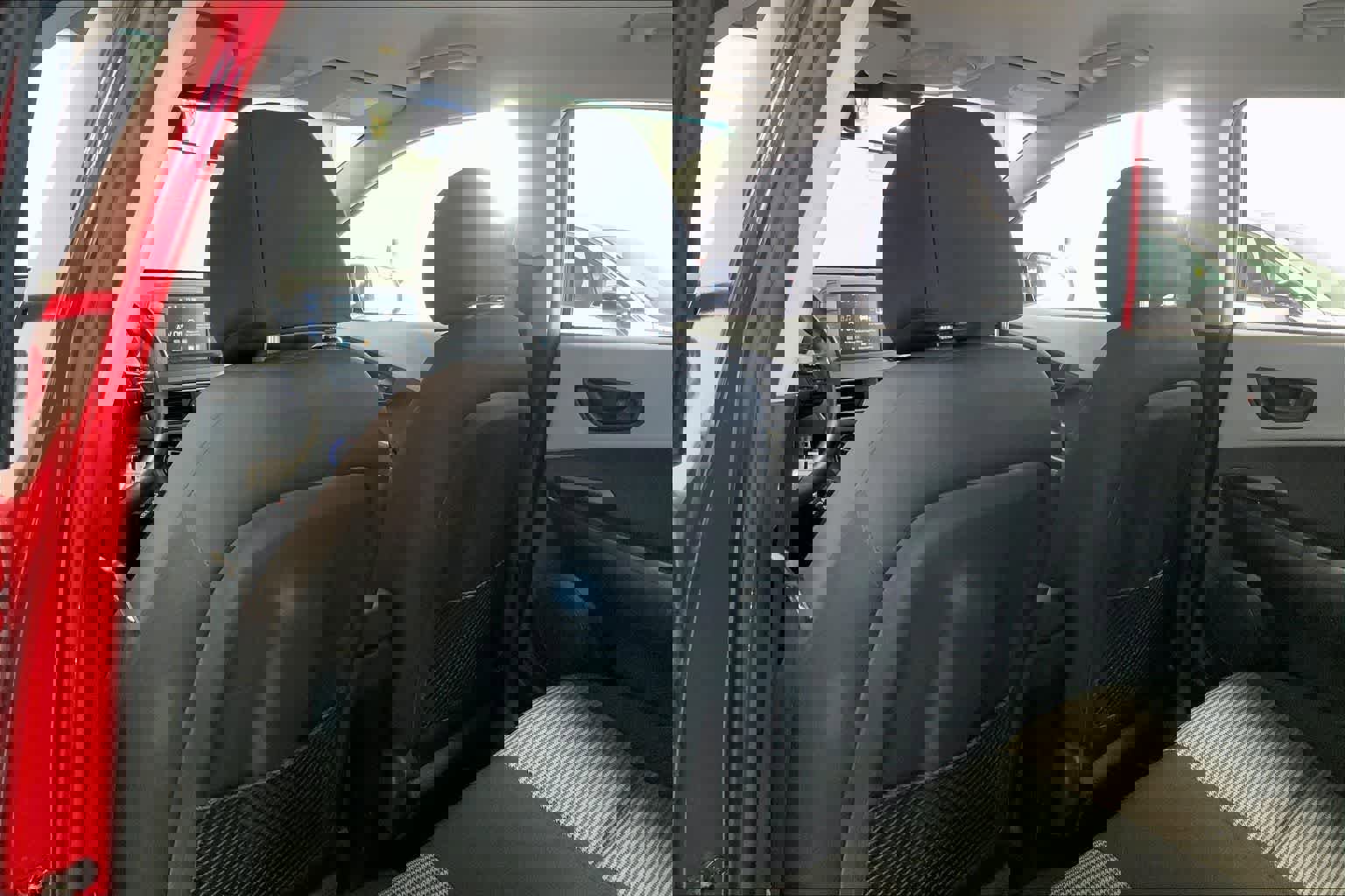 Used 2019 Hyundai Kona SE image 11