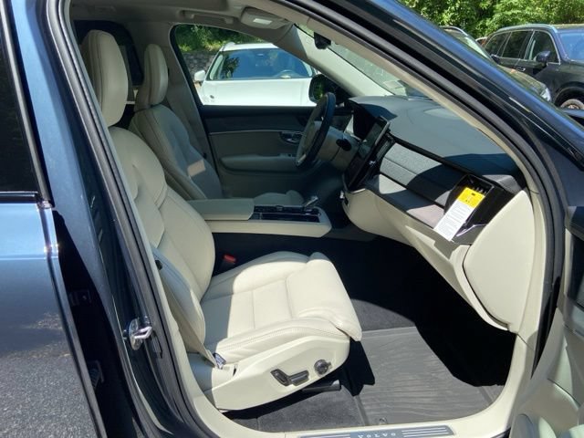 New 2026 Volvo XC90 T8 Ultra w/ Protection Package Premier AWD/4WD image 19
