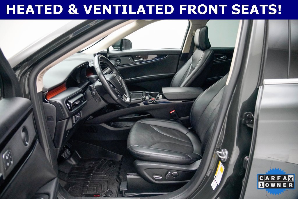 Used 2022 Lincoln Nautilus Reserve w/ Luxury Package image 5