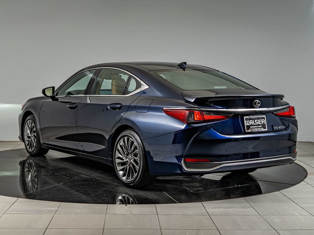 Certified 2025 Lexus ES 300h Ultra Luxury w/ Accessory Package (Z2) FWD image 7