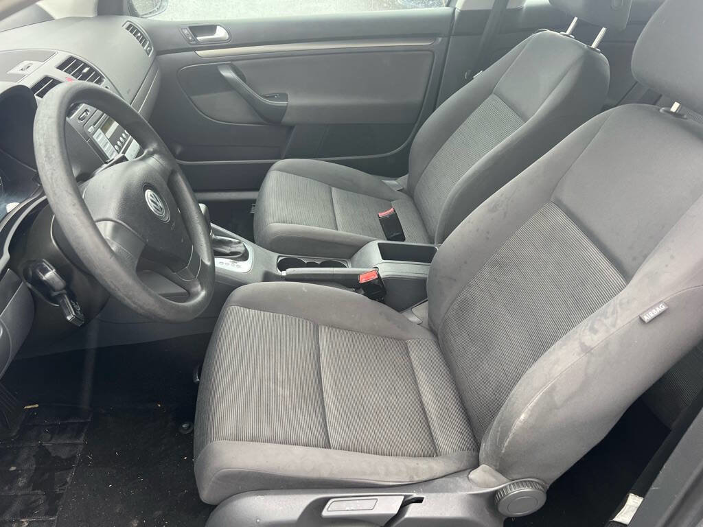 Used 2007 Volkswagen Rabbit 2-Door image 16