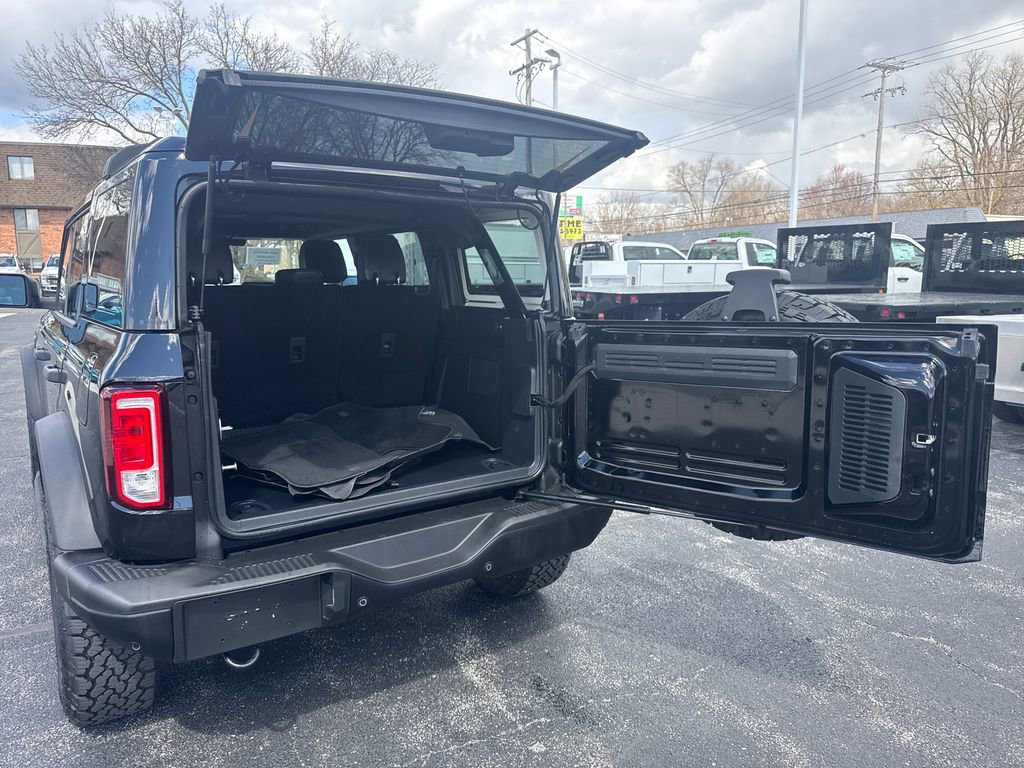 Used 2025 Ford Bronco Big Bend w/ Black Diamond Package image 11