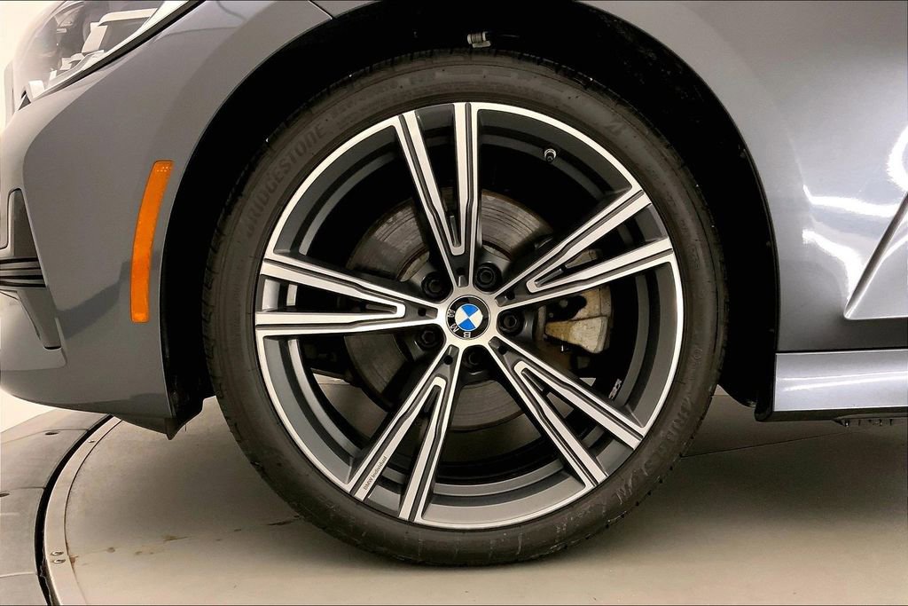 Used 2022 BMW 330i xDrive Sedan w/ Driving Assistance Package AWD/4WD image 8