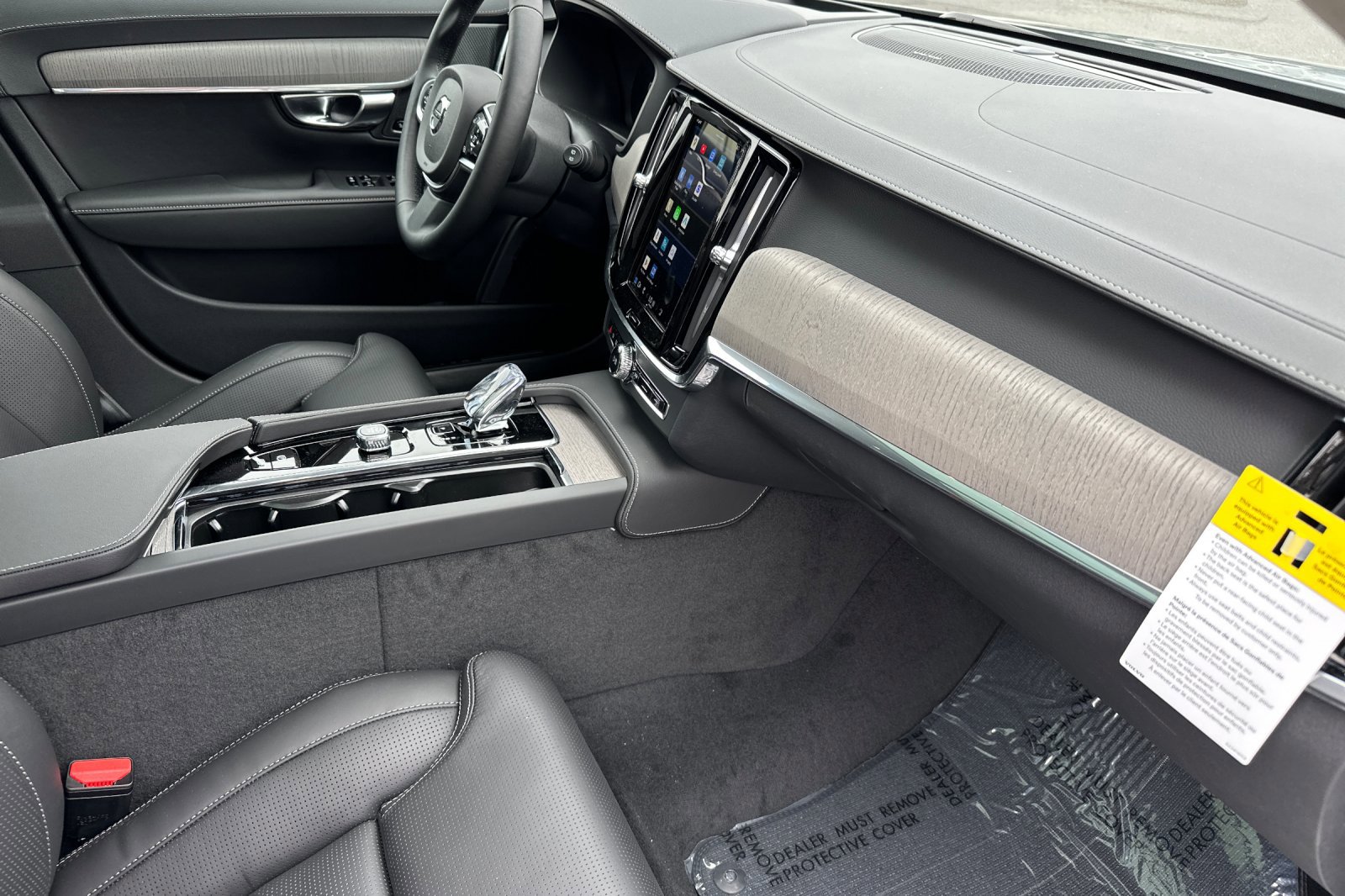 New 2025 Volvo V90 B6 Cross Country Ultra w/ Protection Package Premier image 14