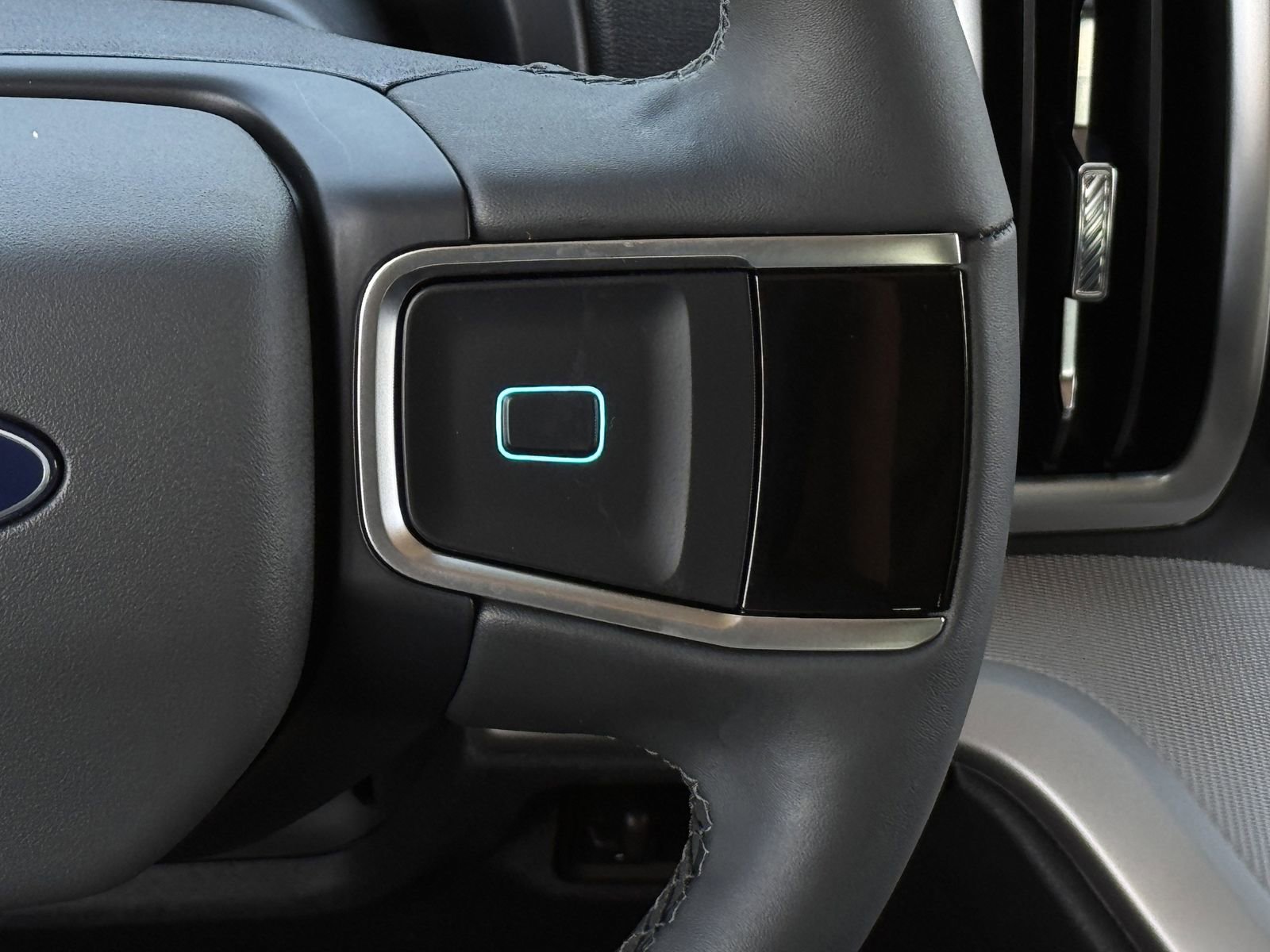 New 2026 Ford Expedition Active image 14