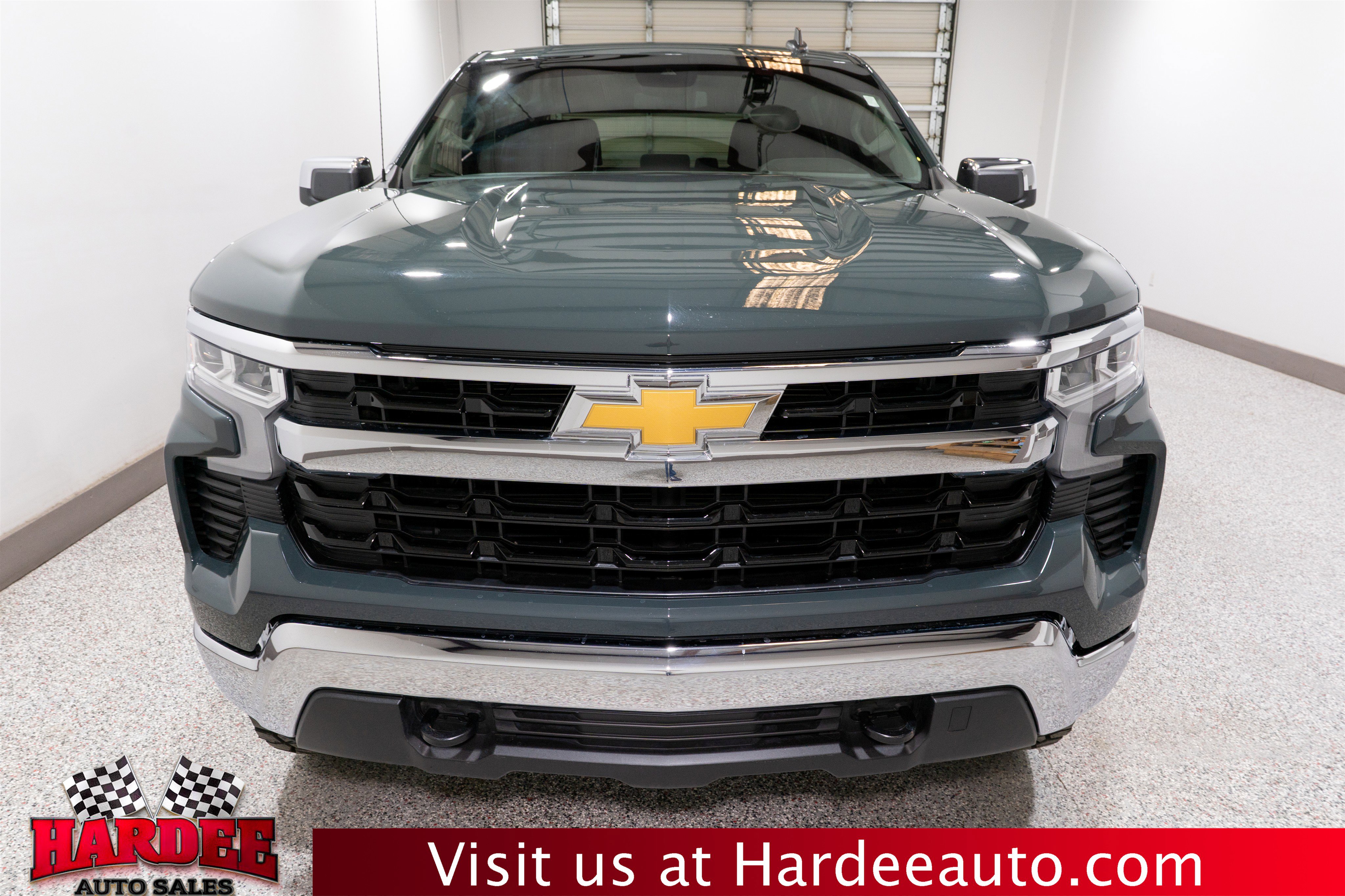Used 2025 Chevrolet Silverado 1500 LT image 7