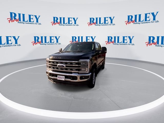 New 2026 Ford F250 XLT w/ XLT Premium Package image 5