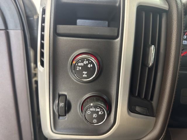 Used 2014 GMC Sierra 1500 SLT w/ Suspension Package, Off-Road AWD/4WD image 17